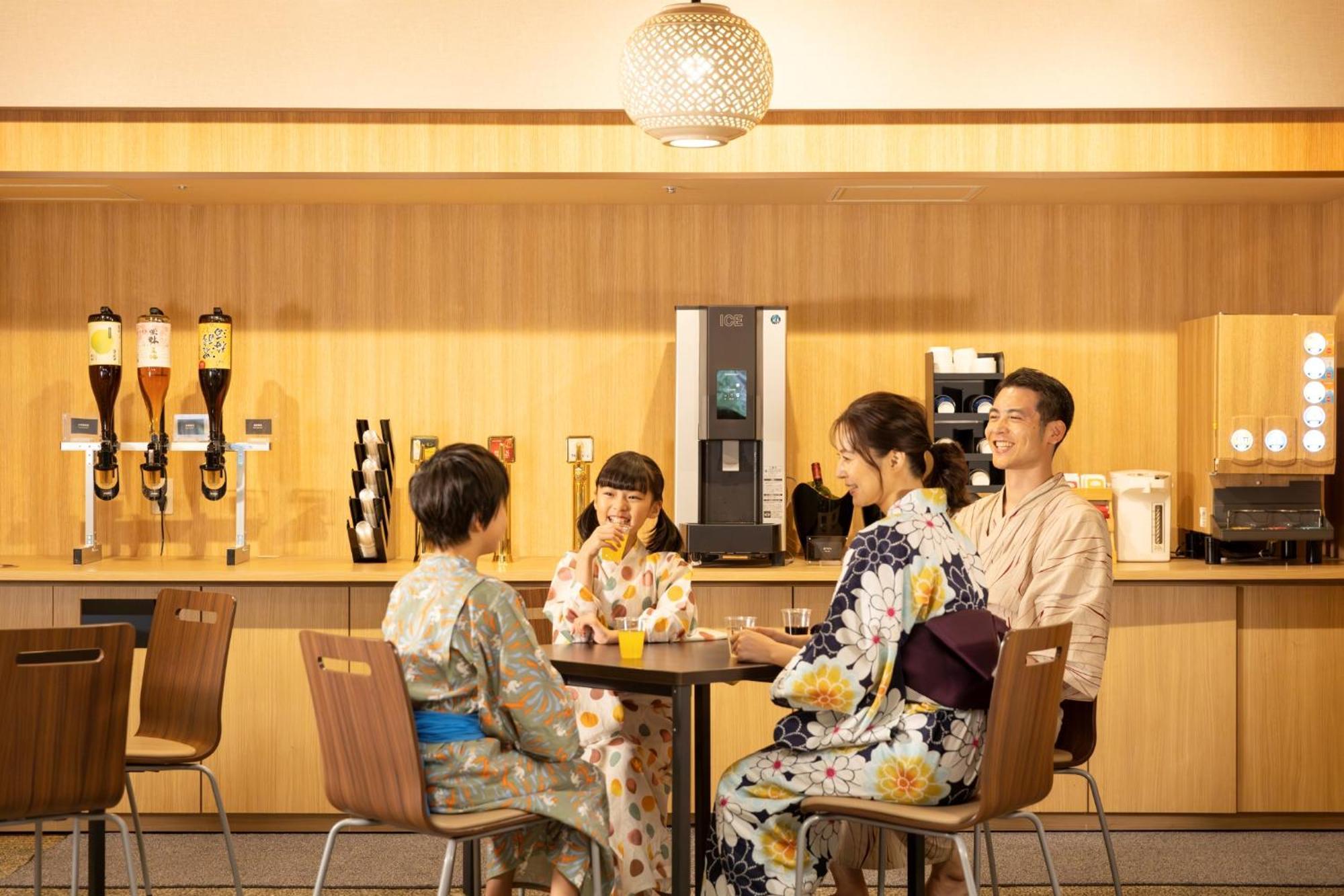 Ooedo Onsen Monogatari Premium Kaga Maruya Ξενοδοχείο Εξωτερικό φωτογραφία